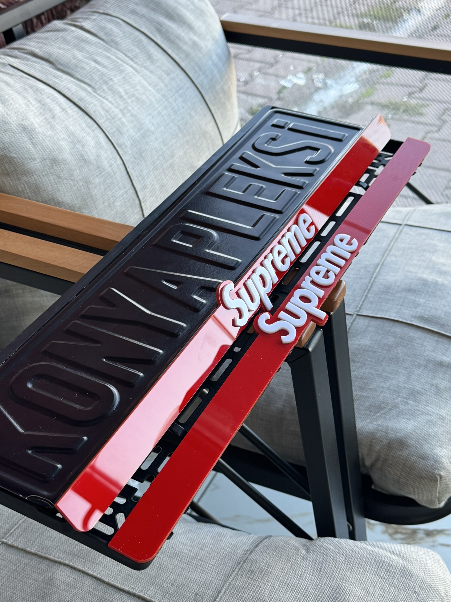 Supreme 3D Plakalık